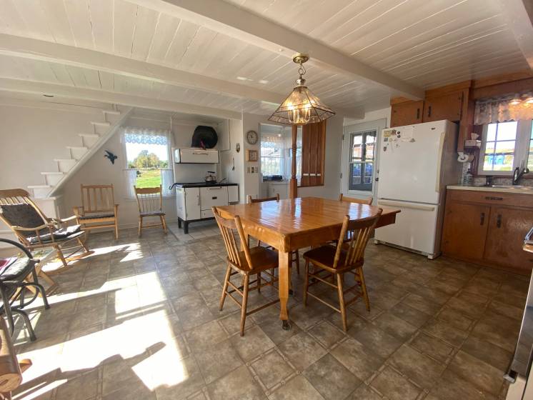 19 - Maison à vendre, L'Isle-aux-Coudres (Code - ic043, Charlevoix)
