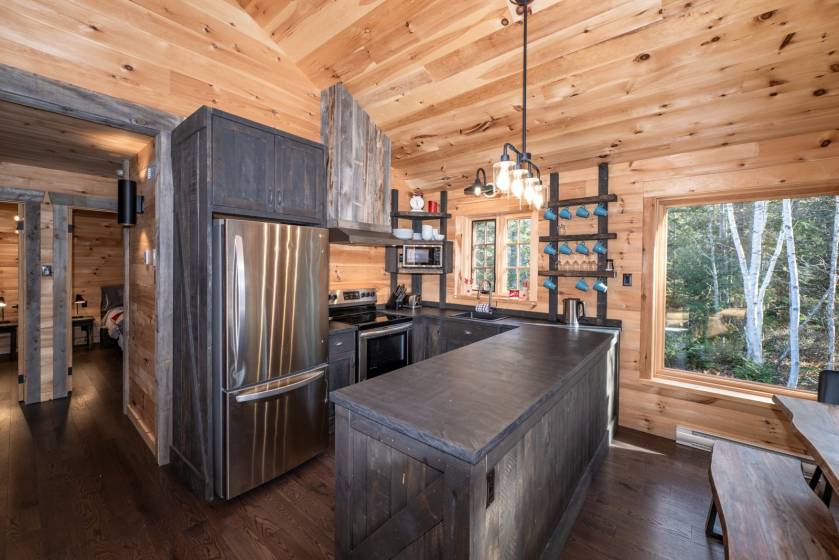 15 - Maison à vendre, La Malbaie (Code - mb415, Charlevoix)