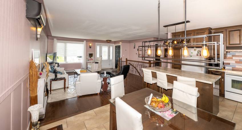 8 - Maison à vendre, Saint-Hilarion (Code - sh048, Charlevoix)