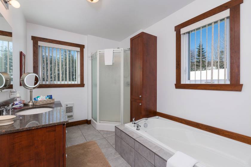 13 - Maison à vendre, Petite-Rivière-Saint-François (Code - pr822, Charlevoix)