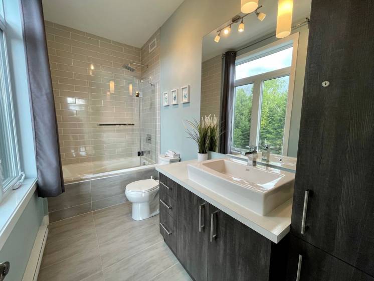 13 - Maison à vendre, Petite-Rivière-Saint-François (Code - pr830, Charlevoix)