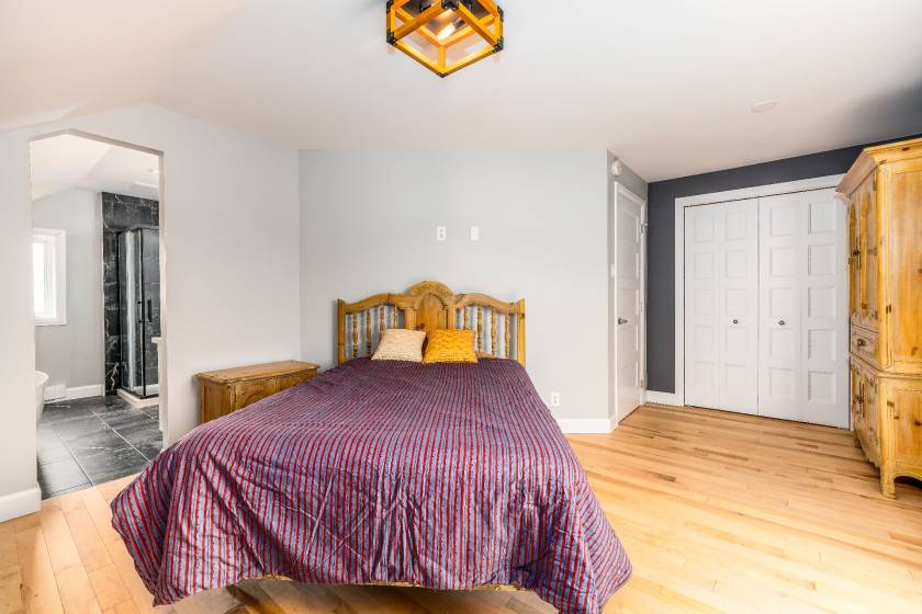 27 - Maison à vendre, Château-Richer (Code - cr035, Vieux-Québec)