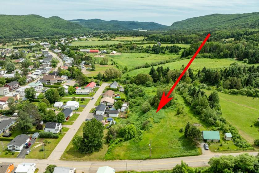 3 - Terrain et terre à vendre, Saint-Urbain (Code - su083, Charlevoix)