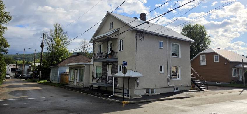 2 - Triplex à vendre, Baie-Saint-Paul (Code - sp936, Charlevoix)