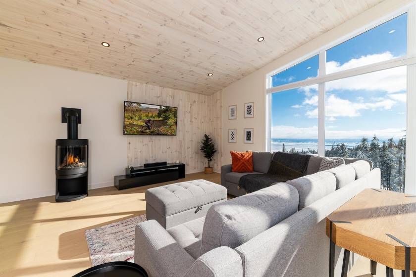 10 - Maison à vendre, Petite-Rivière-Saint-François (Code - pr807, Charlevoix)